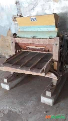 Imagem Máquina de Pilar Café Imagem Máquina de Pilar Café