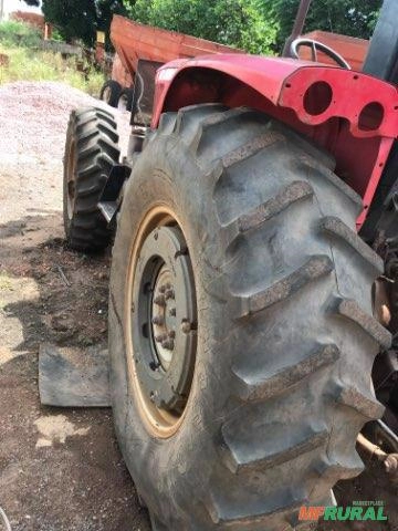 Trator Massey Ferguson 4275 4x4 ano 10 Imagem Trator Massey Ferguson 4275 4x4 ano 10