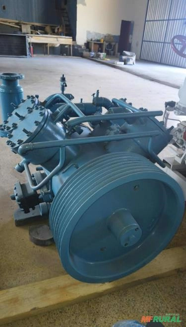 Compressor de amônia madef 4c 16x11 Imagem Compressor de amônia madef 4c 16x11