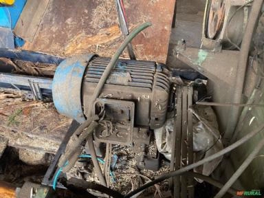 MOTOR EBERLE 50 CV - 3550 RPM Imagem MOTOR EBERLE 50 CV - 3550 RPM