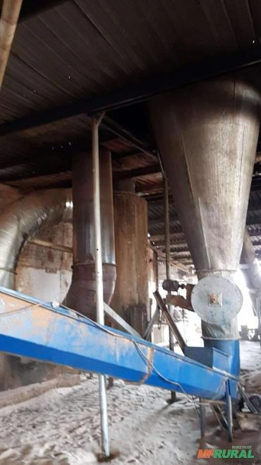 Imagem Sistema Completo de Secagem de Serragem com Filtros e Tubulações Industriais Imagem Sistema Completo de Secagem de Serragem com Filtros e Tubulações Industriais