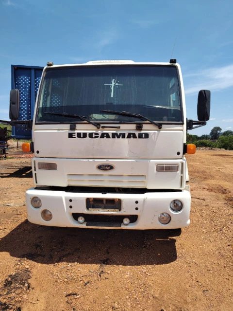 Caminhão Ford Cargo 4030