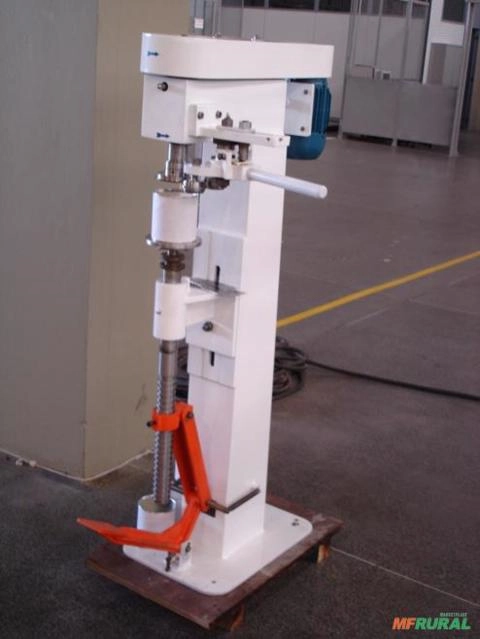 Recravadeira Manual com Pedestal Imagem Recravadeira Manual com Pedestal