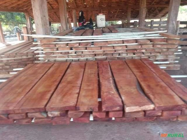 Madeira Serrada Mogno Africano no Atacado Imagem Madeira Serrada Mogno Africano no Atacado