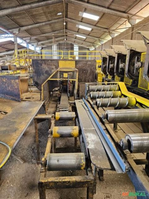 SERRA FITA HORIZONTAL COM 2 CABEÇOTE Imagem SERRA FITA HORIZONTAL COM 2 CABEÇOTE