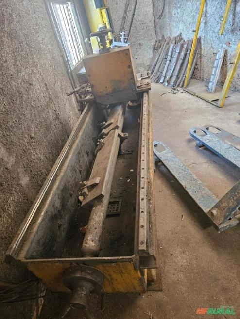 AFIADOR/ AFIADEIRA DE FACAS DO PICADOR Imagem AFIADOR/ AFIADEIRA DE FACAS DO PICADOR