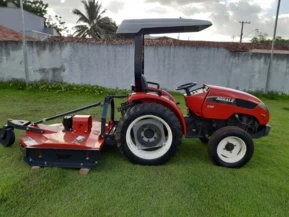 Trator Agrale 4100 4x2 ano 10