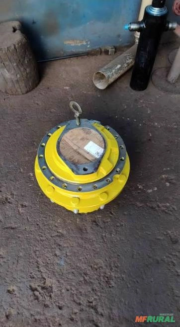 Cubo redutor roda bonfiglioli joh deere case new holland Imagem Cubo redutor roda bonfiglioli joh deere case new holland