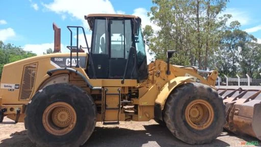 PÁ CARREGADEIRA CATERPILLAR 950H 2011