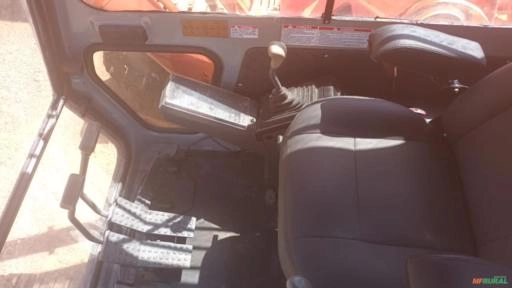 Imagem ESCAVADEIRA HIDRÁULICA FIAT ALLIS FH200 1999/2000 Imagem ESCAVADEIRA HIDRÁULICA FIAT ALLIS FH200 1999/2000