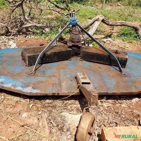 Roçadeira TATU 3 mt Imagem Roçadeira TATU 3 mt