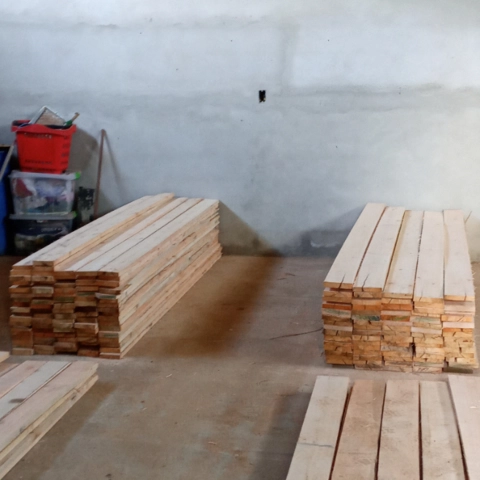 Madeira serrada de eucalipto Imagem Madeira serrada de eucalipto