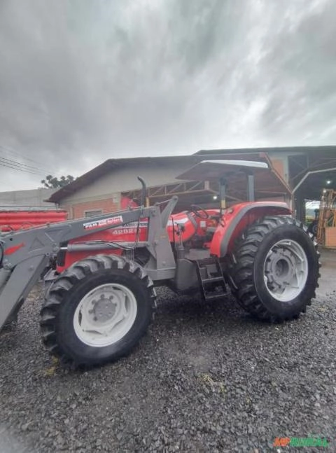 Imagem Trator Massey Ferguson  MF 4292 HD Plataformado 4500 Horas Fabricação 2014 Imagem Trator Massey Ferguson  MF 4292 HD Plataformado 4500 Horas Fabricação 2014