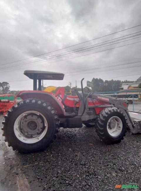Imagem Trator Massey Ferguson  MF 4292 HD Plataformado 4500 Horas Fabricação 2014 Imagem Trator Massey Ferguson  MF 4292 HD Plataformado 4500 Horas Fabricação 2014