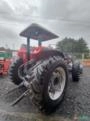 Trator Massey Ferguson  MF 4292 HD Plataformado 4500 Horas Fabricação 2014 Imagem Trator Massey Ferguson  MF 4292 HD Plataformado 4500 Horas Fabricação 2014