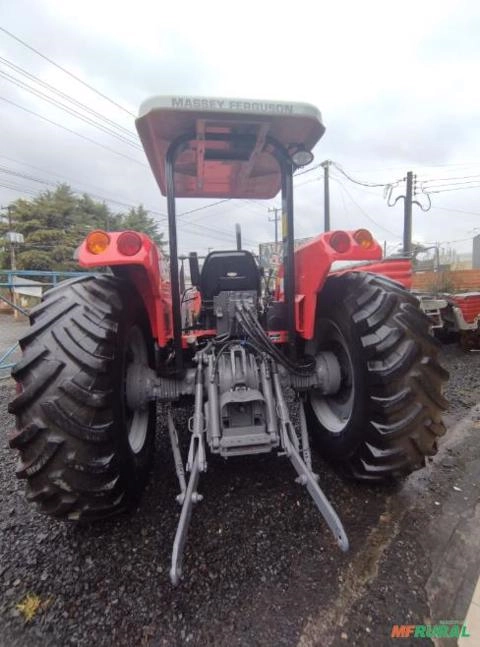 Imagem Trator Massey Ferguson  MF 4292 HD Plataformado 4500 Horas Fabricação 2014 Imagem Trator Massey Ferguson  MF 4292 HD Plataformado 4500 Horas Fabricação 2014