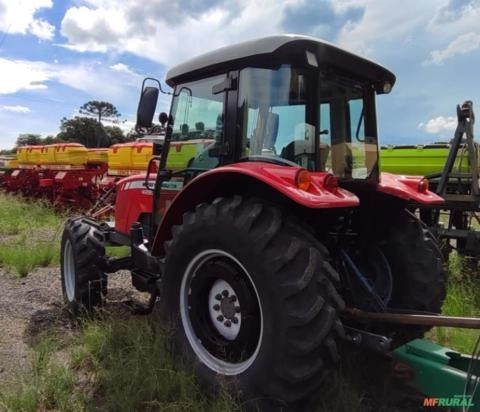 Imagem Trator Massey Ferguson - MF 4283, Cabinado, 8107 Horas. Fabricação 2013 Imagem Trator Massey Ferguson - MF 4283, Cabinado, 8107 Horas. Fabricação 2013