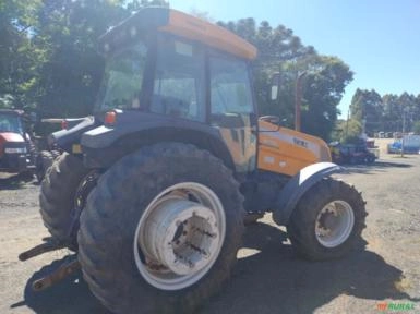 Imagem Trator Valtra BM 125i Cabinado.= Ano 2015 Imagem Trator Valtra BM 125i Cabinado.= Ano 2015