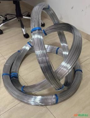 Bola De Arame Liso Ovalado Para Cerca Rural 1000m Bola De Arame Liso Ovalado Para Cerca Rural 1000m