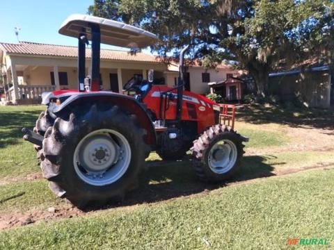 Trator Massey Ferguson 4707 4x4 ano 19 Imagem Trator Massey Ferguson 4707 4x4 ano 19