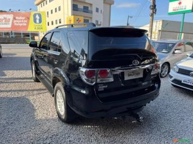 Toyota Hilux SW4 SRV4x4