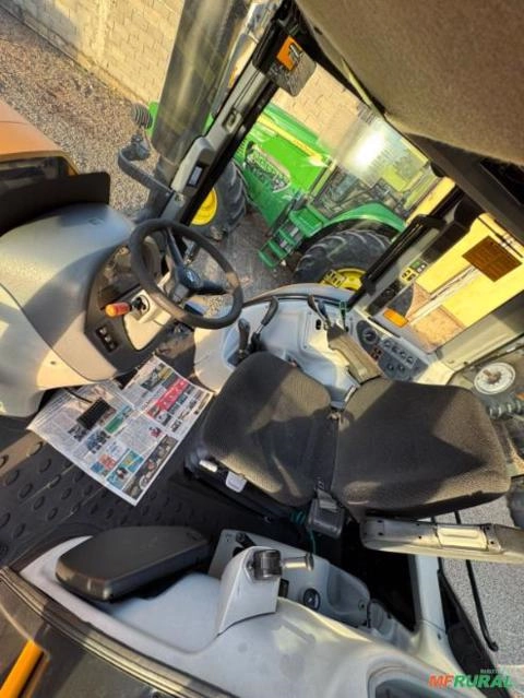 Imagem Trator Valtra BH224 Hitech ano 2022 Imagem Trator Valtra BH224 Hitech ano 2022