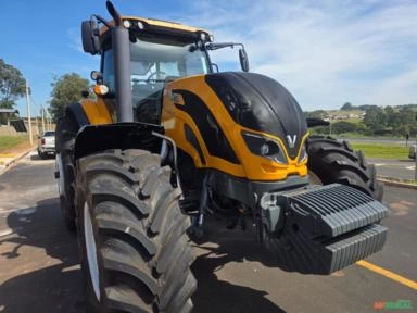 Trator Valtra T230 CVT - Ano 2022 Imagem Trator Valtra T230 CVT - Ano 2022