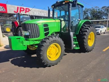 Trator John Deere 6135J Ano 2023 Imagem Trator John Deere 6135J Ano 2023