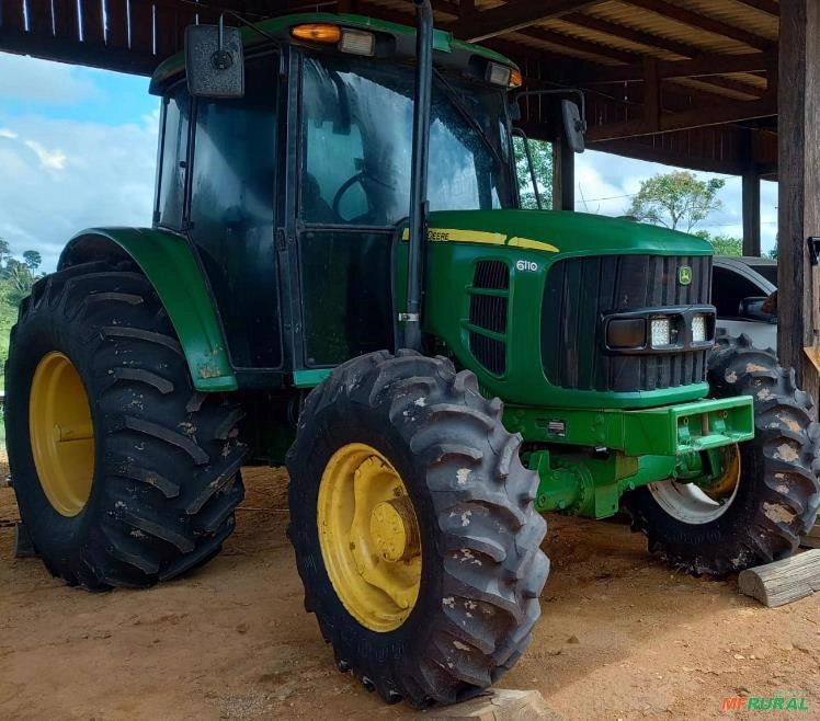 Trator John Deere 6110 J 4x4 ano 13 Imagem Trator John Deere 6110 J 4x4 ano 13
