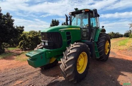Trator John Deere 6180J Imagem Trator John Deere 6180J