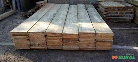 Tabua de Pinus Imagem Tabua de Pinus