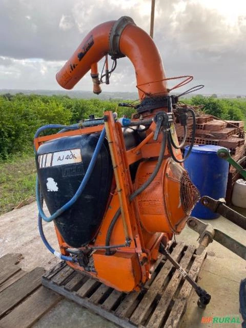 Vendo pulverizador de canhao Jacto AP40 Imagem Vendo pulverizador de canhao Jacto AP40