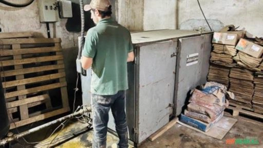 Compressor ATLAS COPCO Imagem Compressor ATLAS COPCO