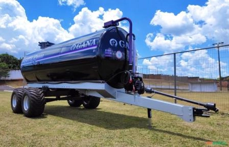 Imagem Distribuidor de Adubo Líquido 8000 L Imagem Distribuidor de Adubo Líquido 8000 L