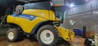 Colheitadeira New Holland CR5.85 Ano 2023 Imagem Colheitadeira New Holland CR5.85 Ano 2023
