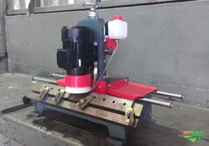 Imagem Afiador de facas e lâminas Lippel AFI 650 para picadores, navalhas, plainas, etc Imagem Afiador de facas e lâminas Lippel AFI 650 para picadores, navalhas, plainas, etc