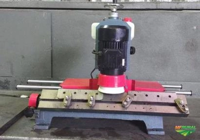 Imagem Afiador de facas e lâminas Lippel AFI 650 para picadores, navalhas, plainas, etc Imagem Afiador de facas e lâminas Lippel AFI 650 para picadores, navalhas, plainas, etc