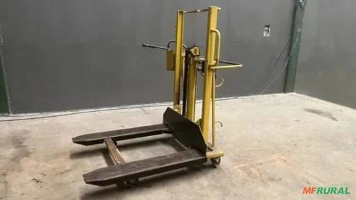 Empilhadeira Hidráulica Manual Hydrossis -1.200 kg Imagem Empilhadeira Hidráulica Manual Hydrossis -1.200 kg