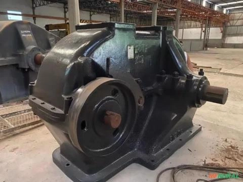 Moto Redutor de Grande Porte para Sistema de Bombeio Imagem Moto Redutor de Grande Porte para Sistema de Bombeio