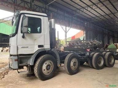 Caminhão Mercedes-Benz Actros 4844K 8x4 Imagem Caminhão Mercedes-Benz Actros 4844K 8x4