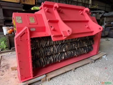 Peneira/Britadora ALLU DS 3-23 – Ano 2014 Imagem Peneira/Britadora ALLU DS 3-23 – Ano 2014