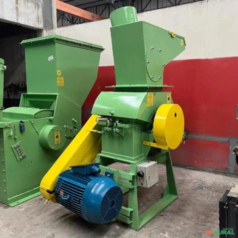 Moinho Triturador Industrial de Martelos Motor WEG 50 CV Imagem Moinho Triturador Industrial de Martelos Motor WEG 50 CV