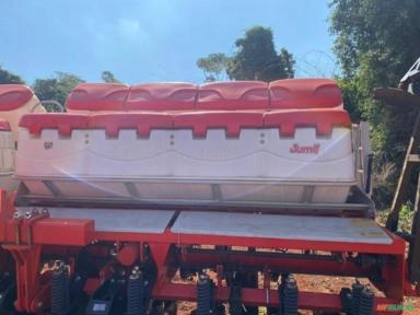 Imagem Plantadeira Jumil HM3080PD Imagem Plantadeira Jumil HM3080PD