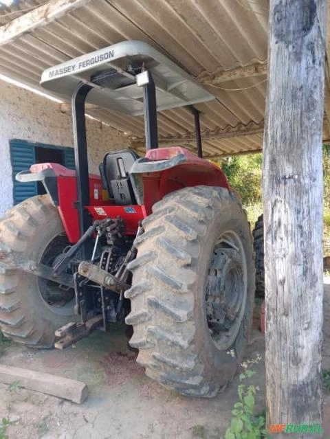 Imagem Trator Massey Ferguson 5310 4x4 ano 04 Imagem Trator Massey Ferguson 5310 4x4 ano 04