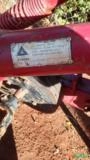Roçadeira e enfardadeira de feno Imagem Roçadeira e enfardadeira de feno