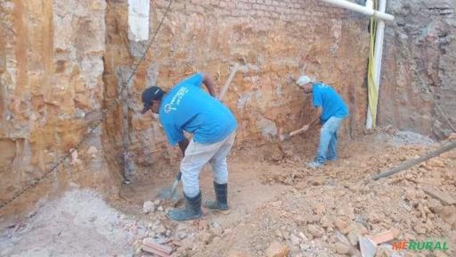 Instalação e Manutenção em Para Raios Imagem Instalação e Manutenção em Para Raios