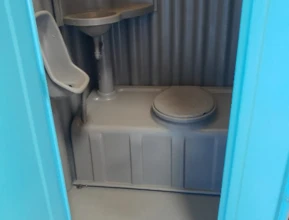 Banheiro quimico usado a pronta entrega.