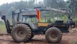 Valtra BH180 2006 com Munck Florestal TMO Ano 2016 Imagem Valtra BH180 2006 com Munck Florestal TMO Ano 2016