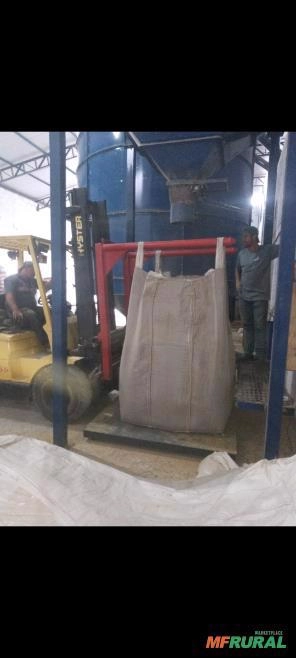 Lanças cilíndricas ou redonda pára empilhadeira Imagem Lanças cilíndricas ou redonda pára empilhadeira