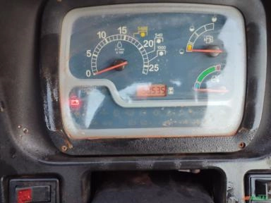 Imagem Trator New Holland TL 75 E 4x4 ano 17 Imagem Trator New Holland TL 75 E 4x4 ano 17